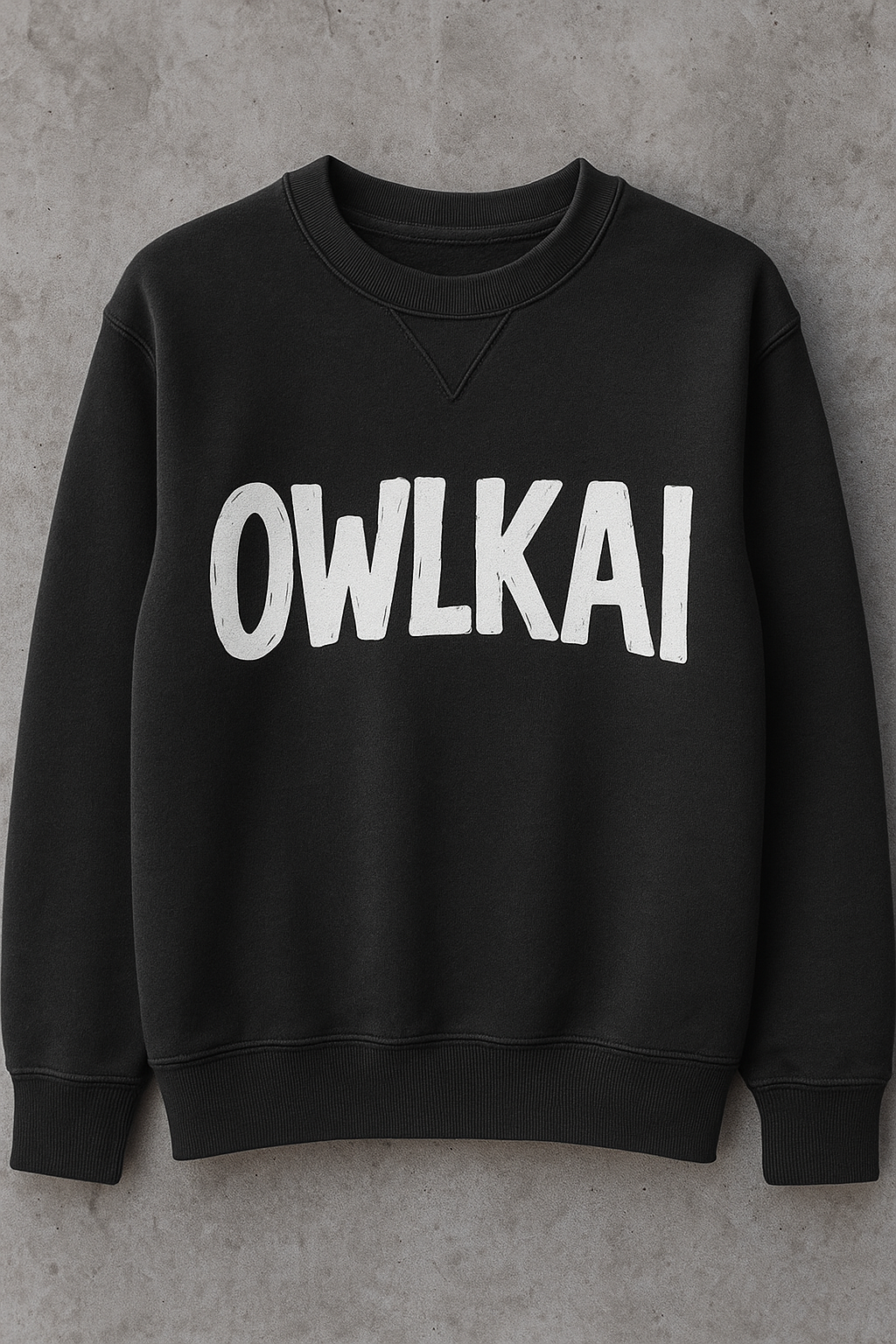 Remera negra con diseño blanco